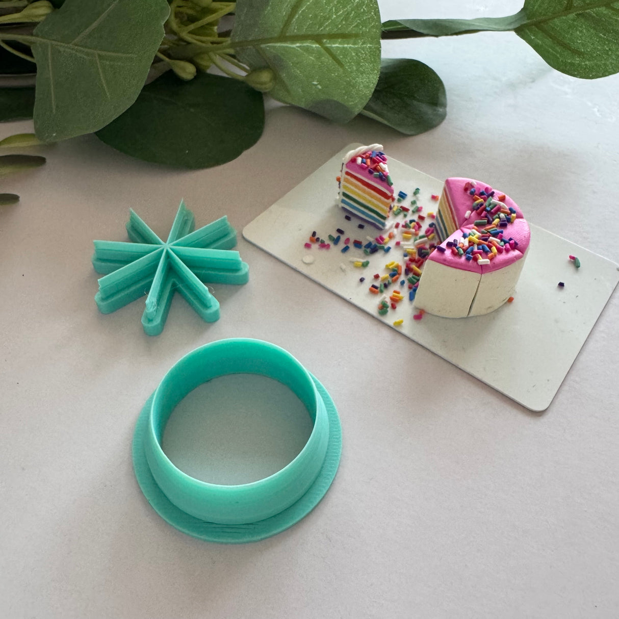 Cake Miniature Cutter + Stamp Set