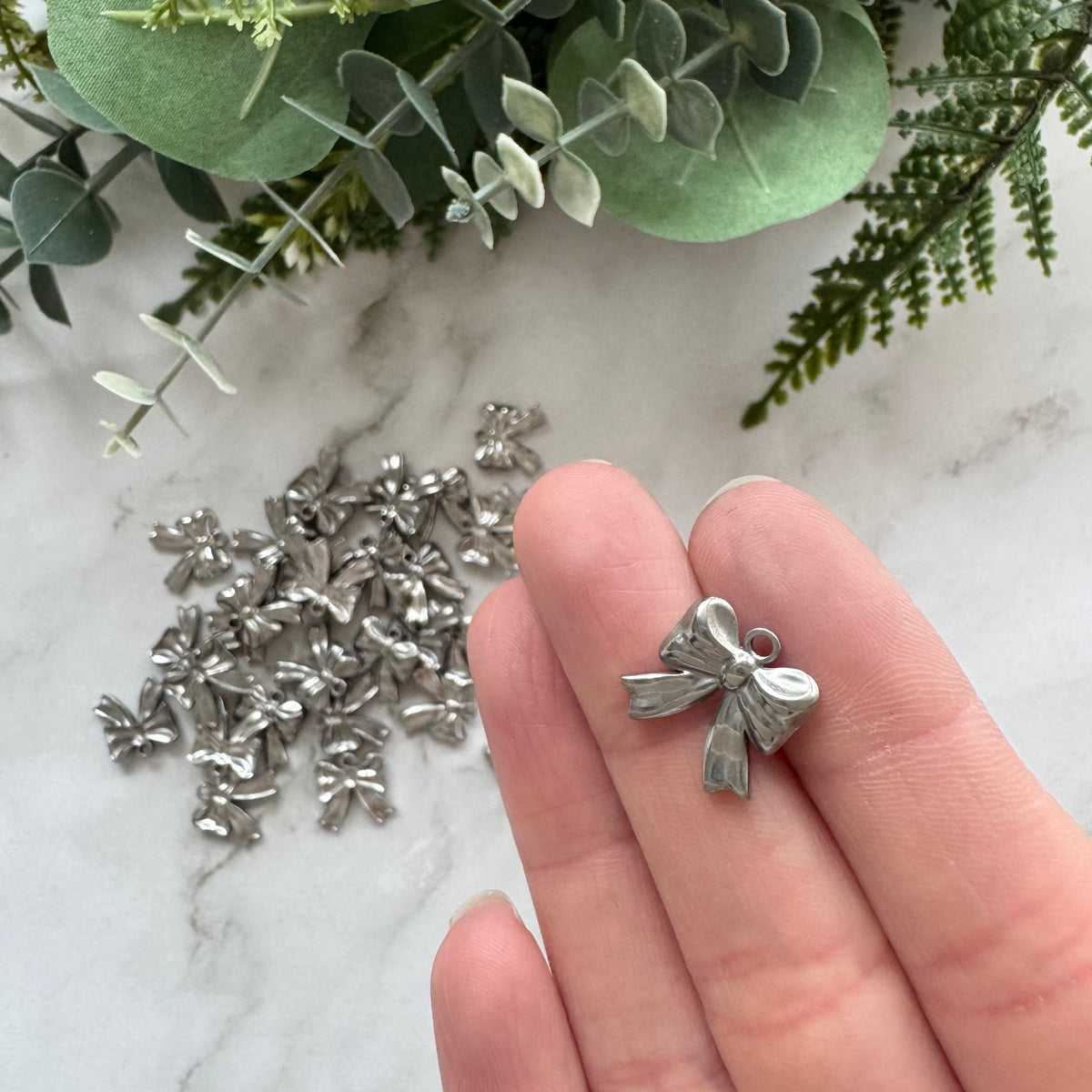 Classic Bow Charms - Stainless Steel - 10 pack