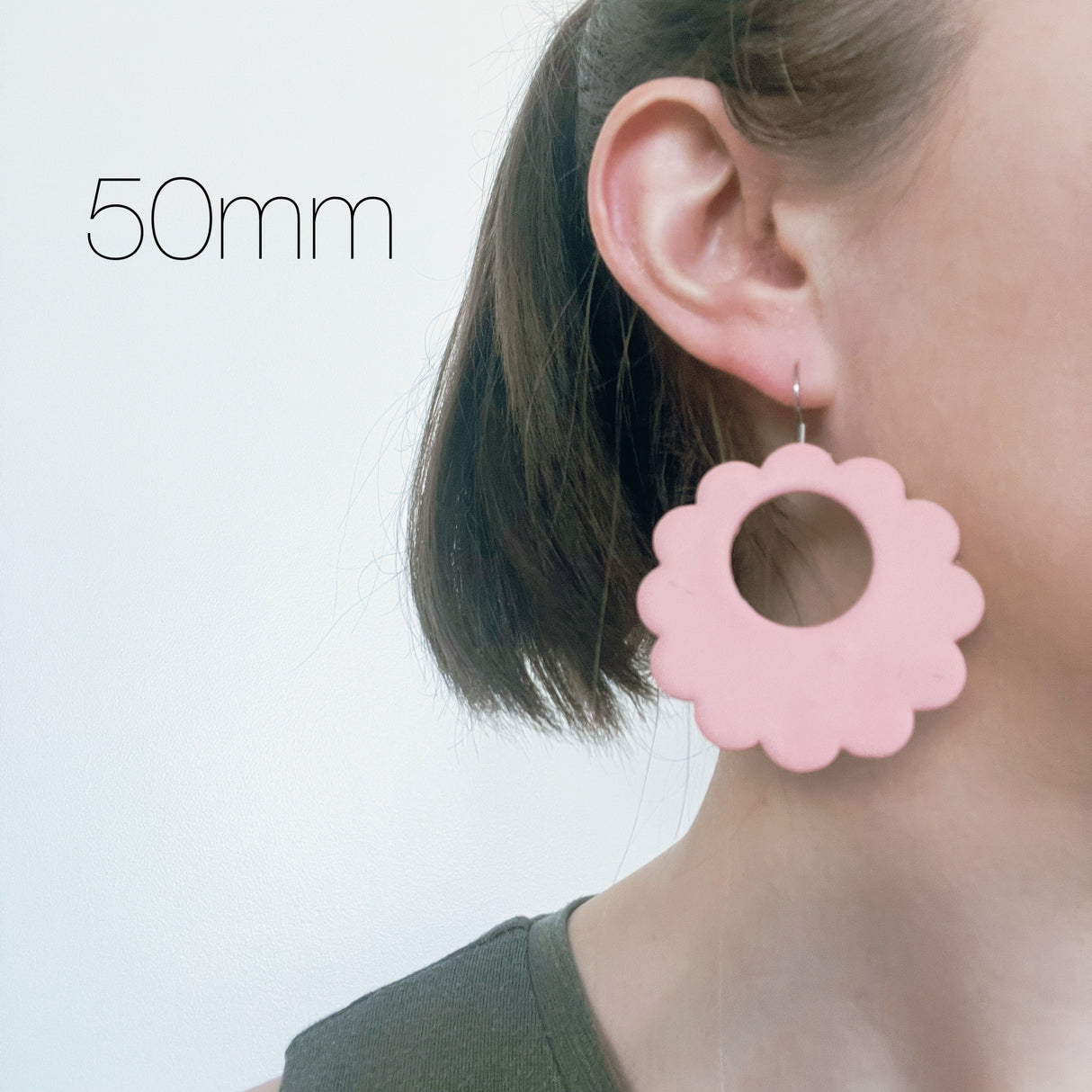 Scalloped Circle Hoopla Cutter