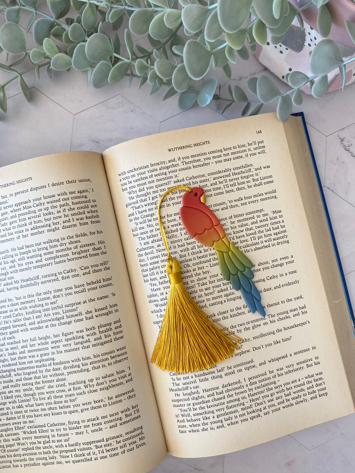 Rainbow Parrot Bookmark Cutter