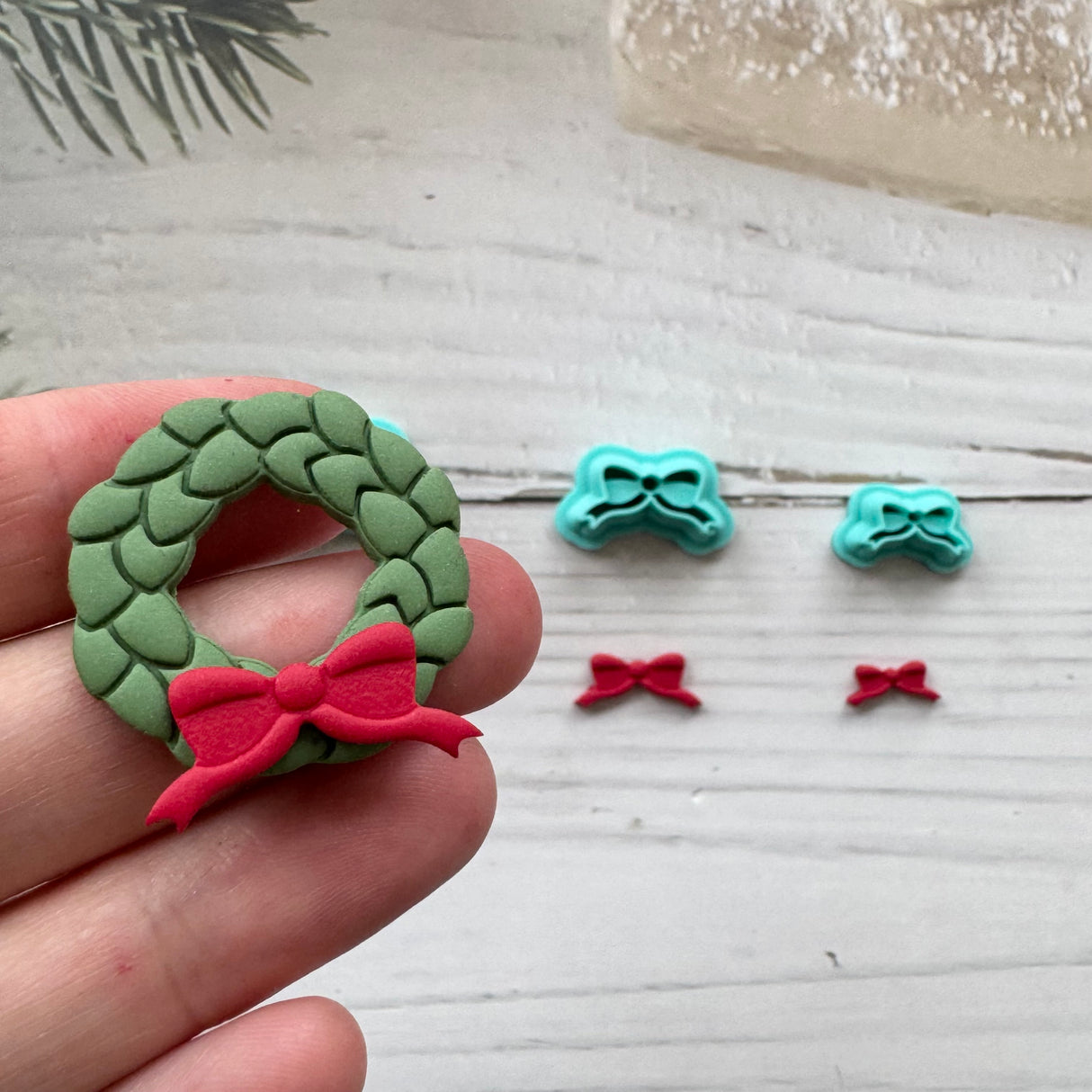 Outstretched Bow Cutter