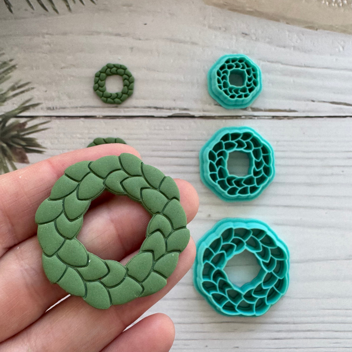 Traditional Wreath Cutter