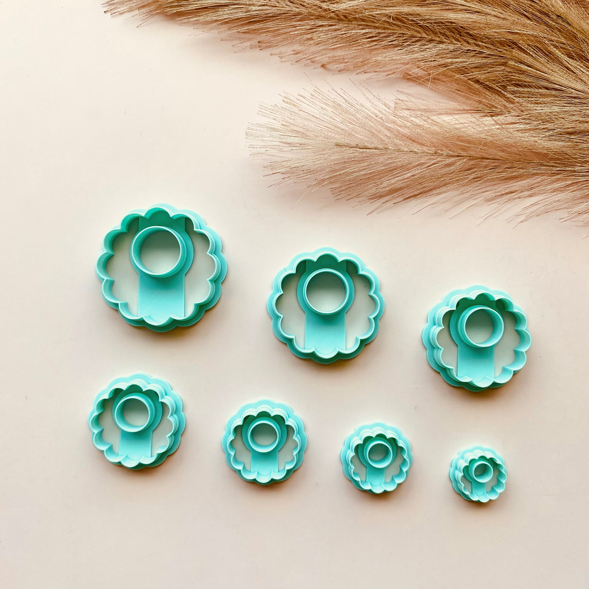 Scalloped Circle Hoopla Cutter