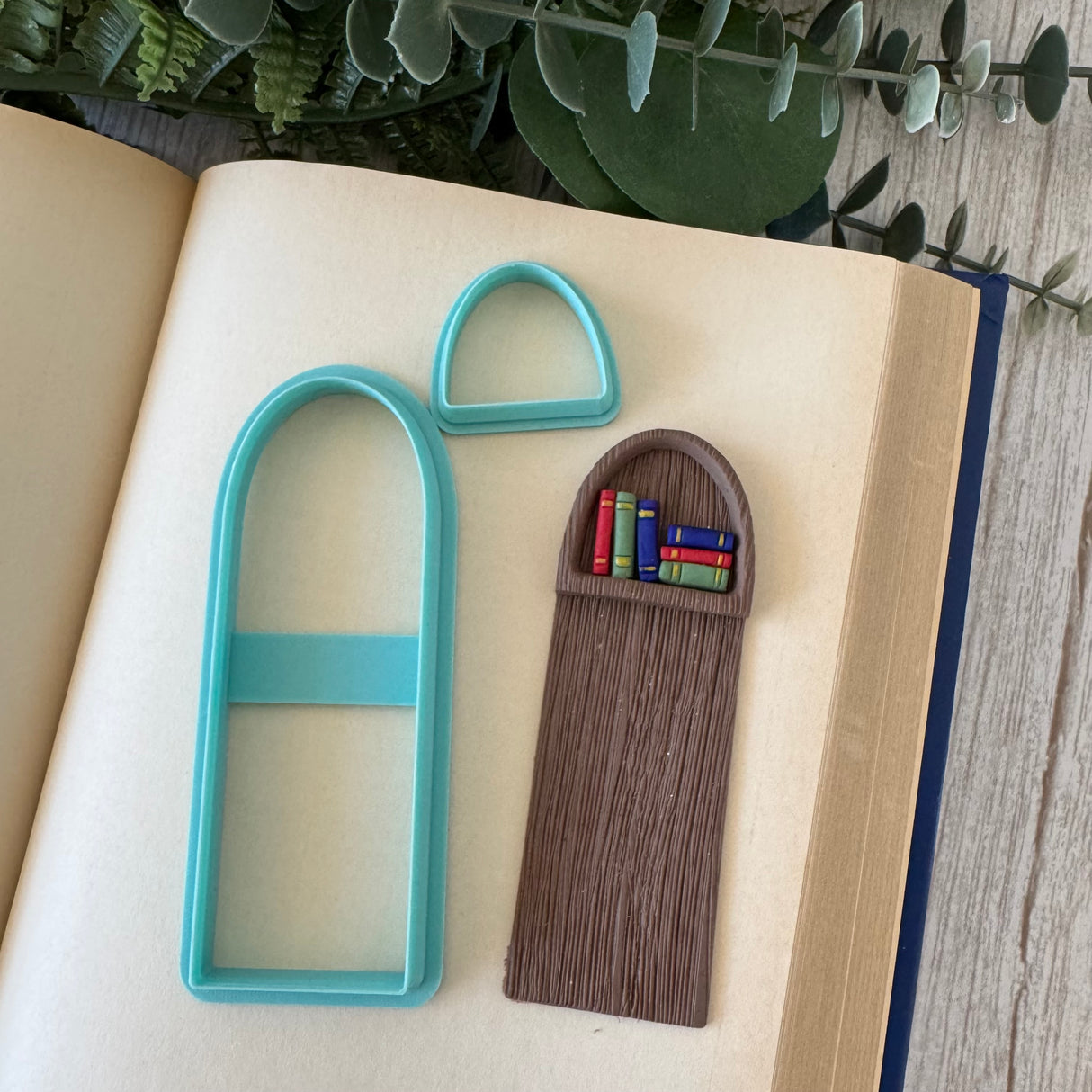 Arch Shadow Box Bookmark Cutter Set