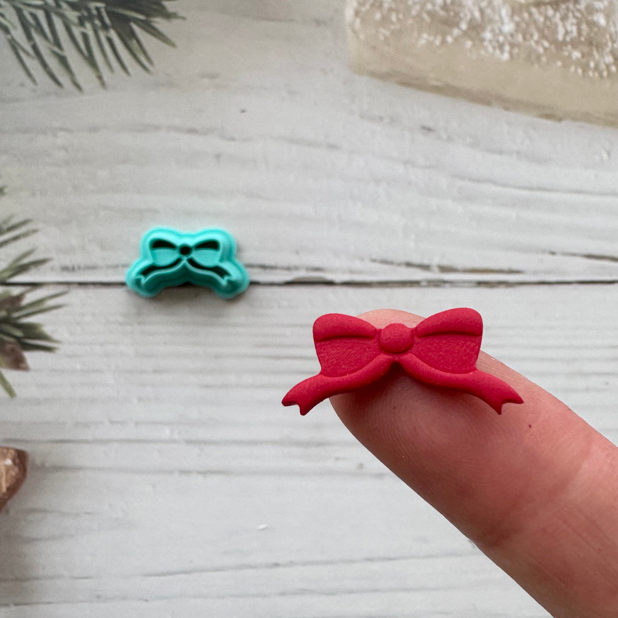 Outstretched Bow Cutter