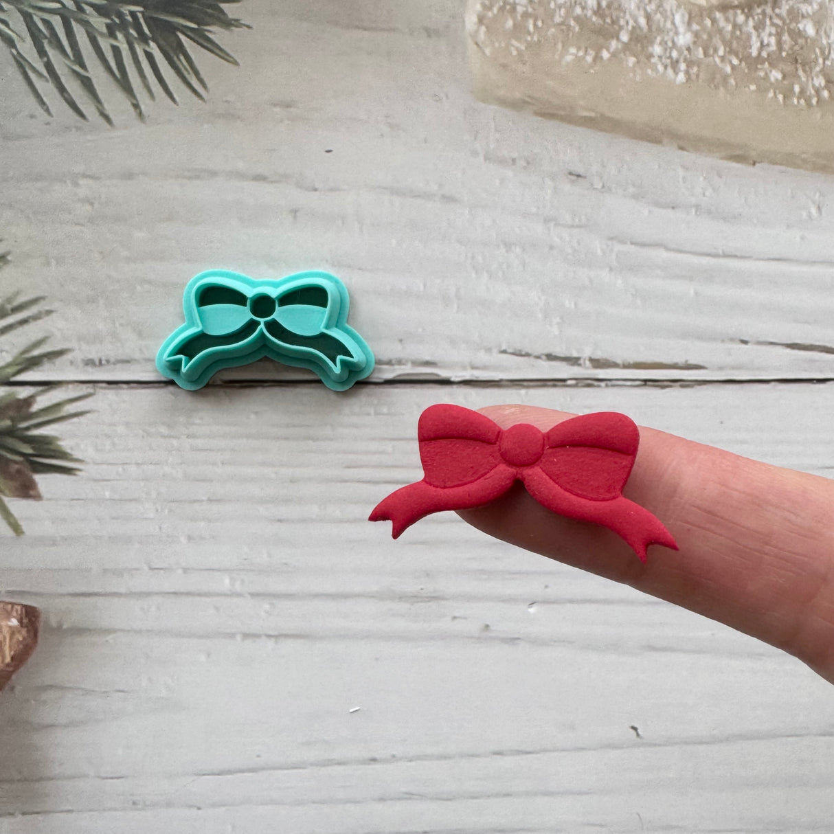 Outstretched Bow Cutter