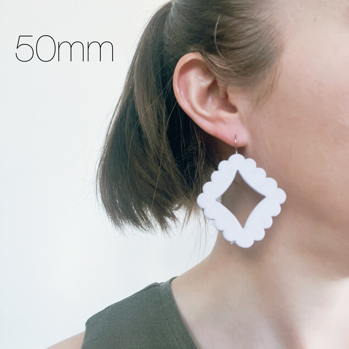 Scalloped Diamond Hoopla Cutter
