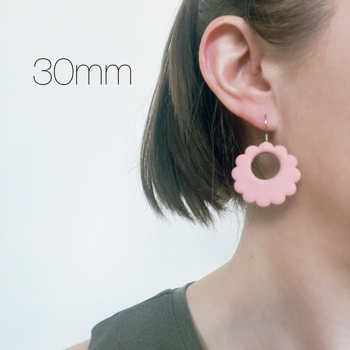 Scalloped Circle Hoopla Cutter