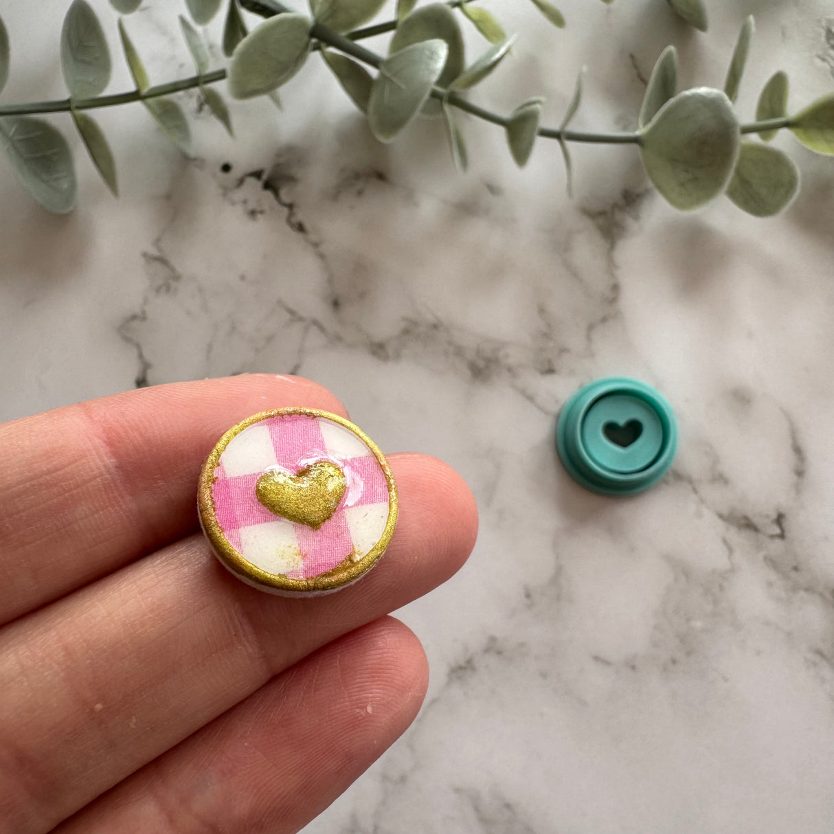 Love Heart Faux Enamel Charm Cutter