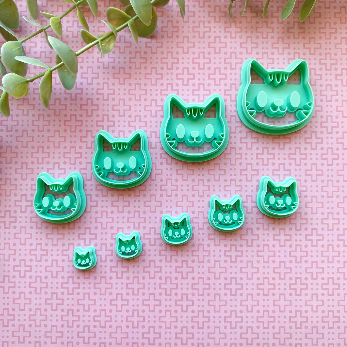 Striped Cat Head Cutter