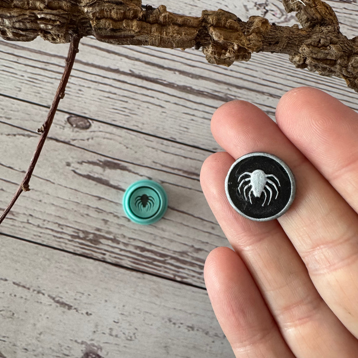 Spider Faux Enamel Charm Cutter