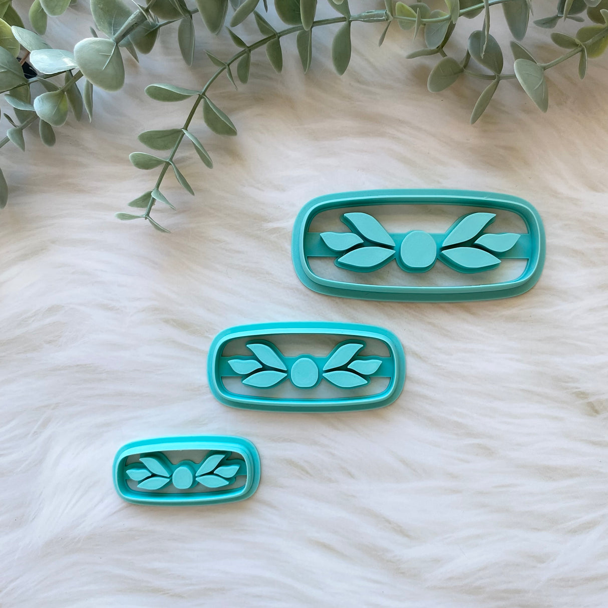 Winged Daisy Hair Clip Cutter