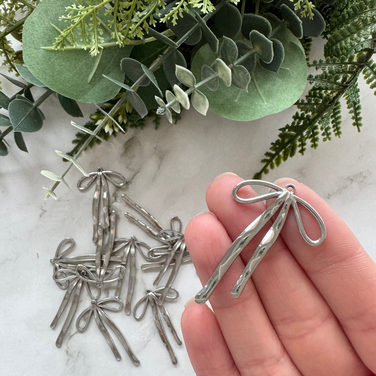 Ribbon Bow Charms - Stainless Steel - 10 pack