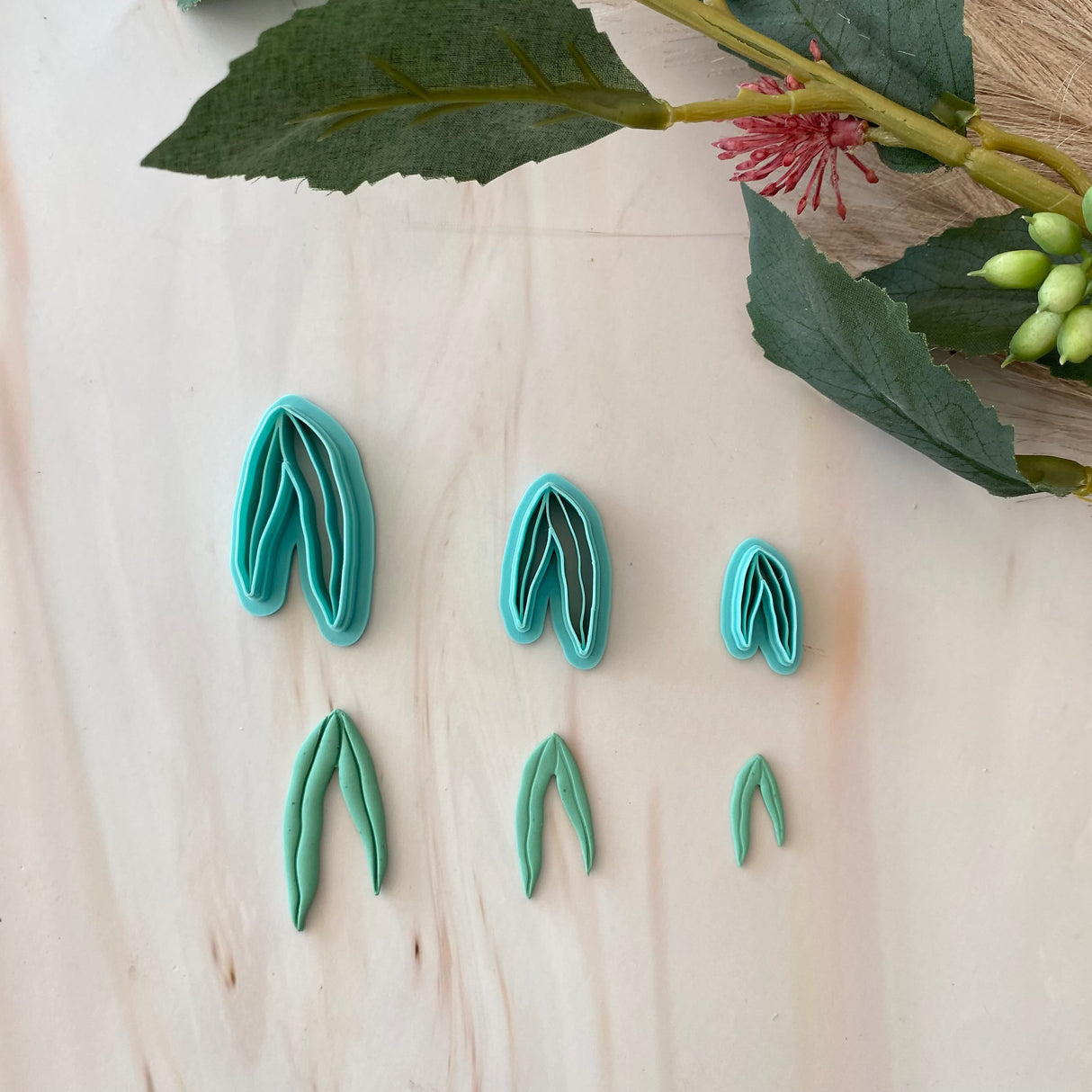 Gum Leaf Duo Cutter