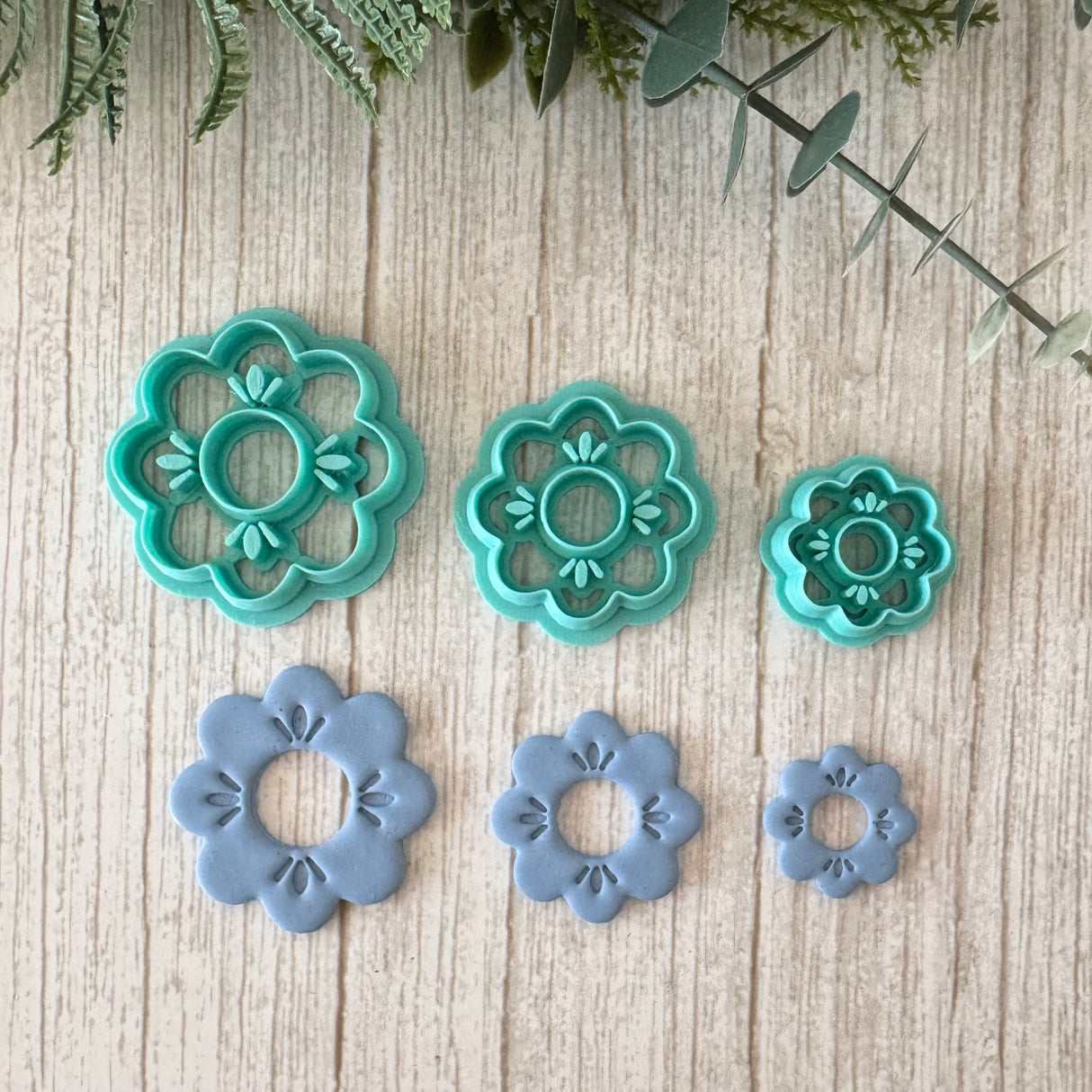 Tulip Tile Flower Hoopla Cutter