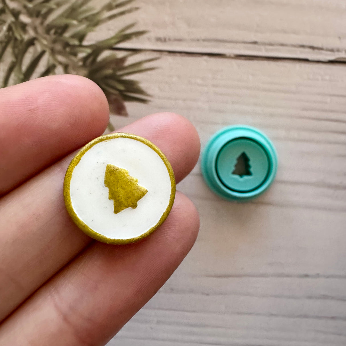 Christmas Tree Faux Enamel Charm Cutter