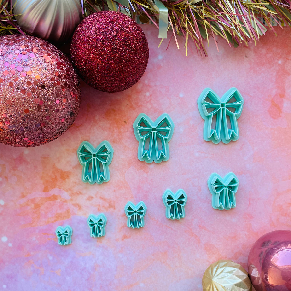 Christmas Bow Cutter