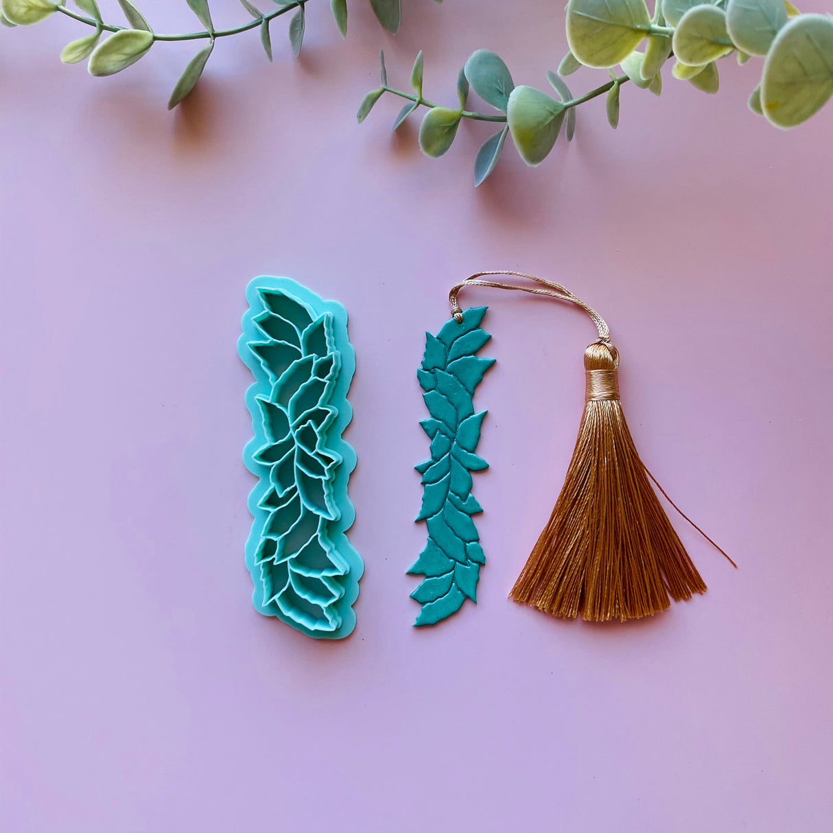 Leaf Garland Bookmark Cutter