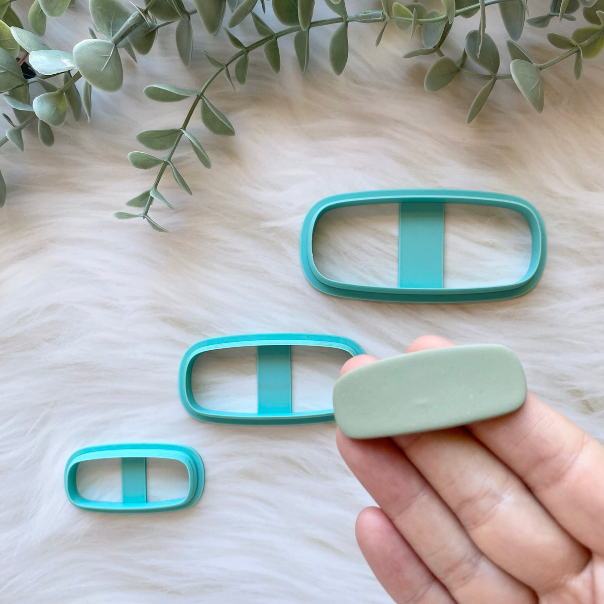 Rounded Rectangle Hair Clip Cutter