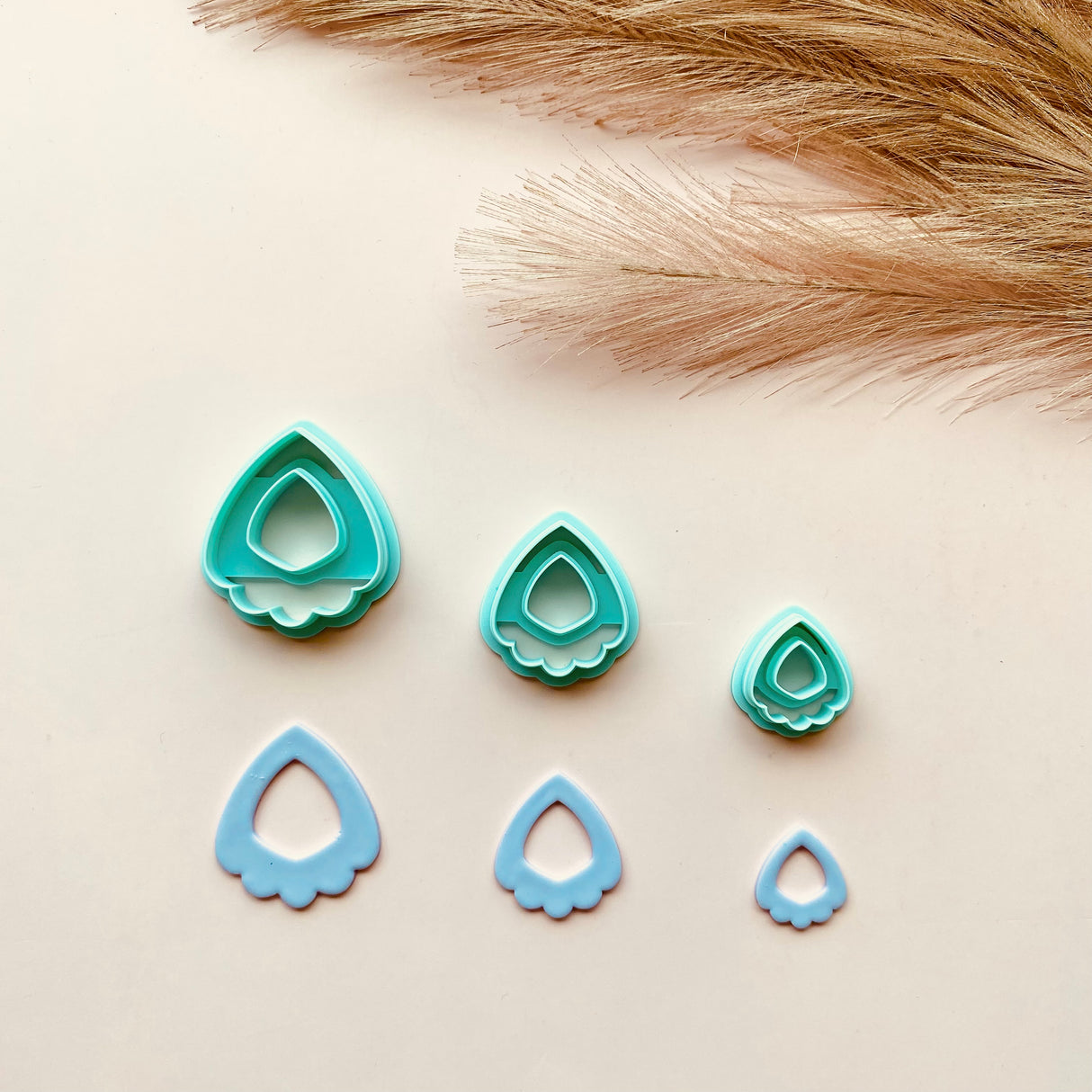 Scalloped Bohemian Hoopla Cutter