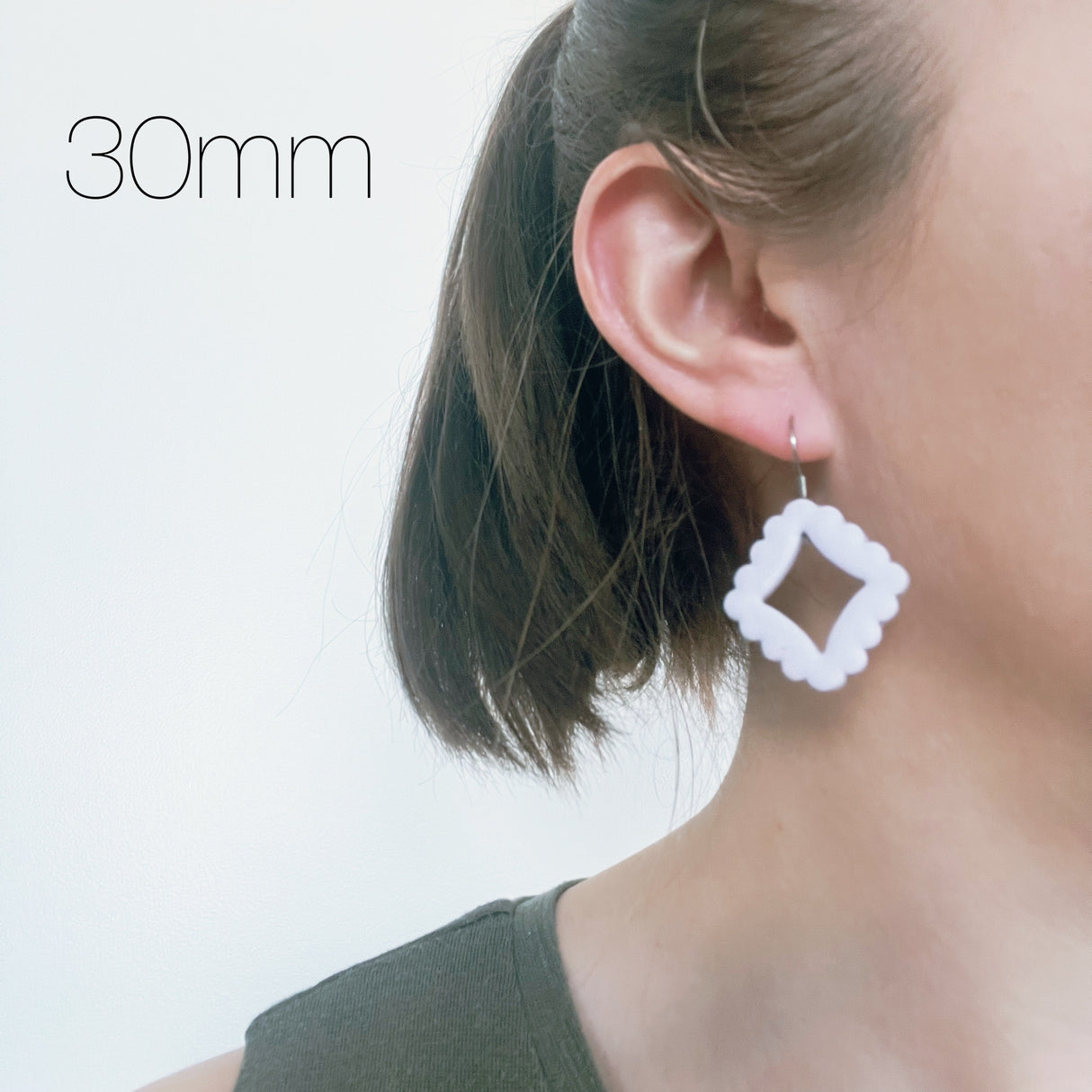 Scalloped Diamond Hoopla Cutter