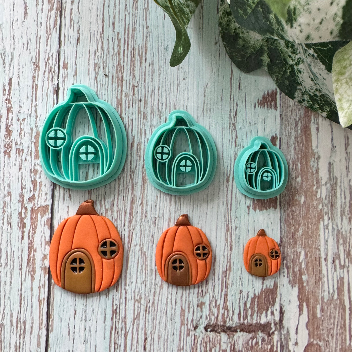 Pumpkin House Cutter