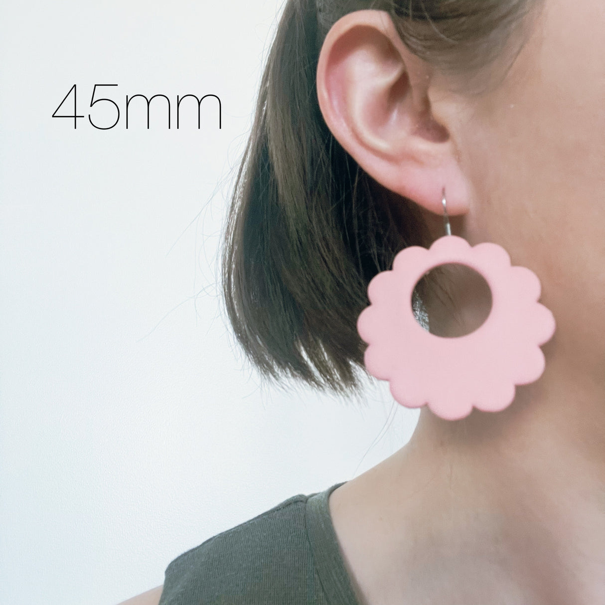 Scalloped Circle Hoopla Cutter