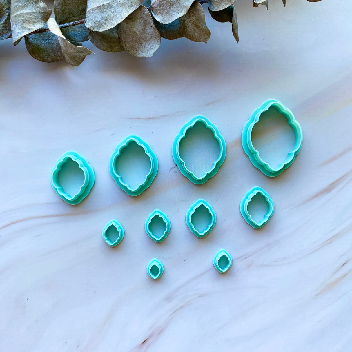 Soft Arabesque Cutter