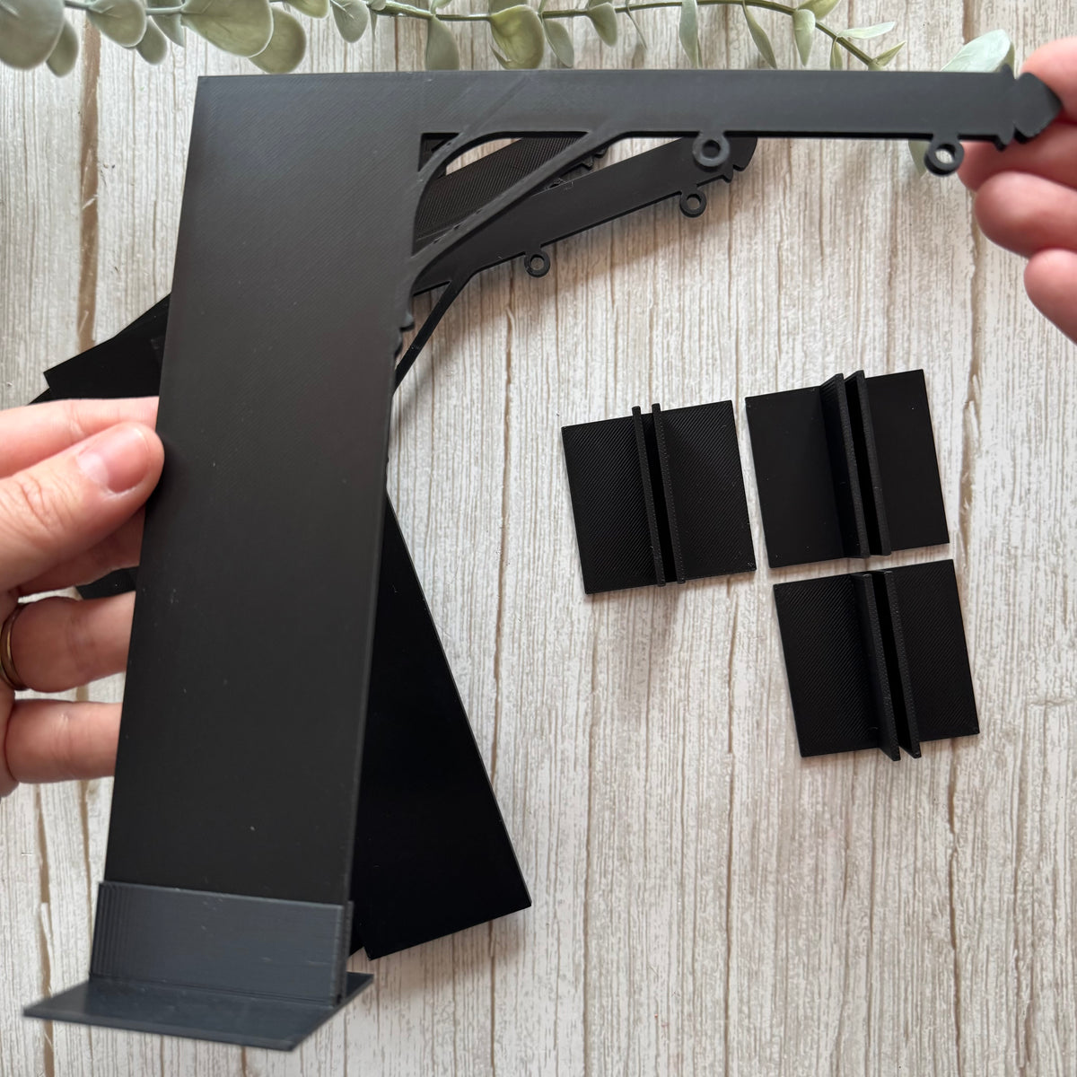 Bookshelf Tavern Sign Arm Set