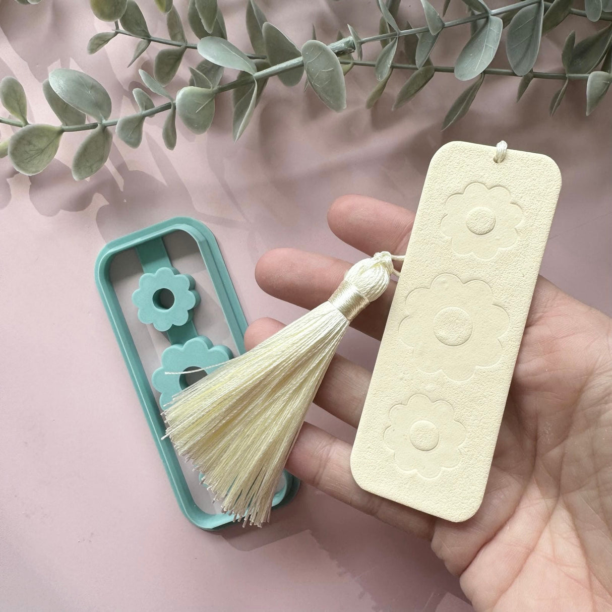 Retro Flower Tile Bookmark Cutter STL - digital download