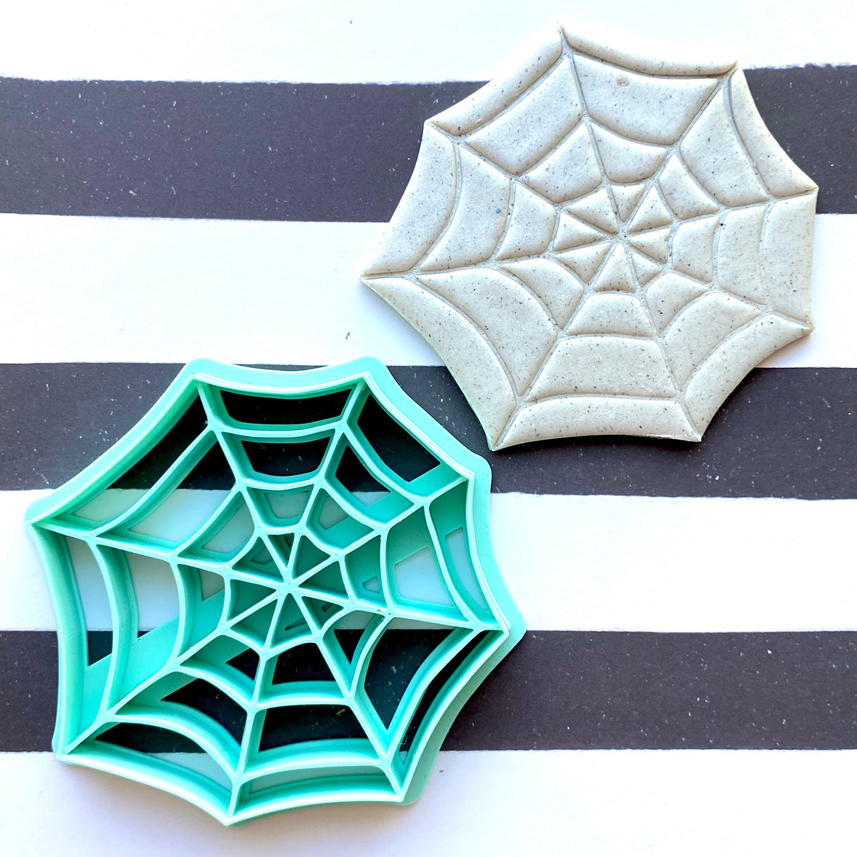 Cobweb Decor Cutter