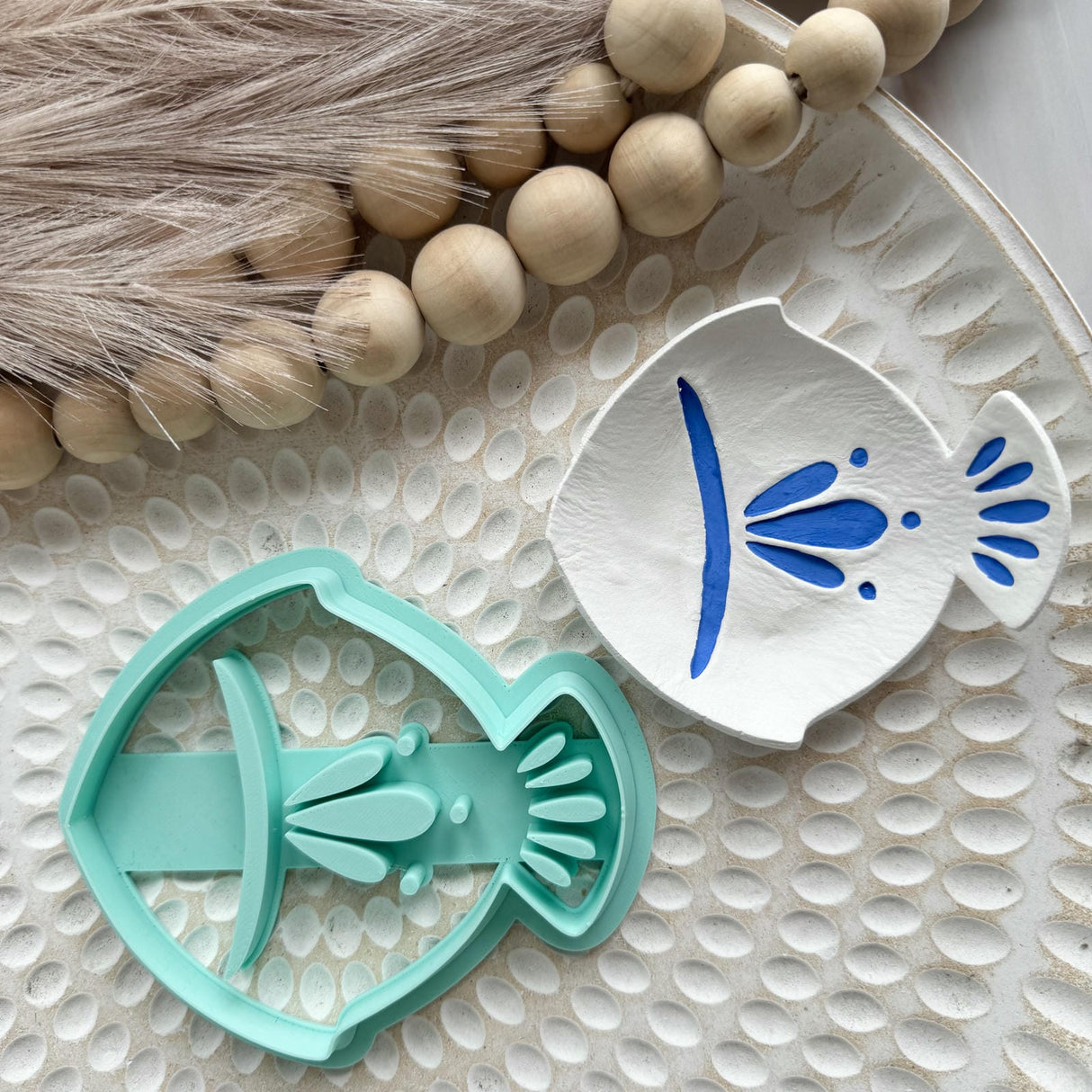 Folk Flounder Decor Cutter