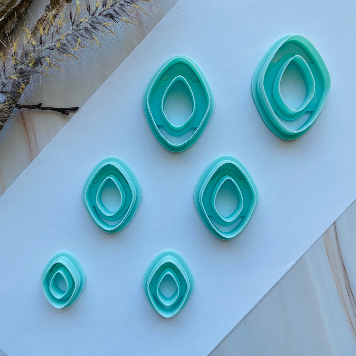 Organic Diamond Hoopla Cutter
