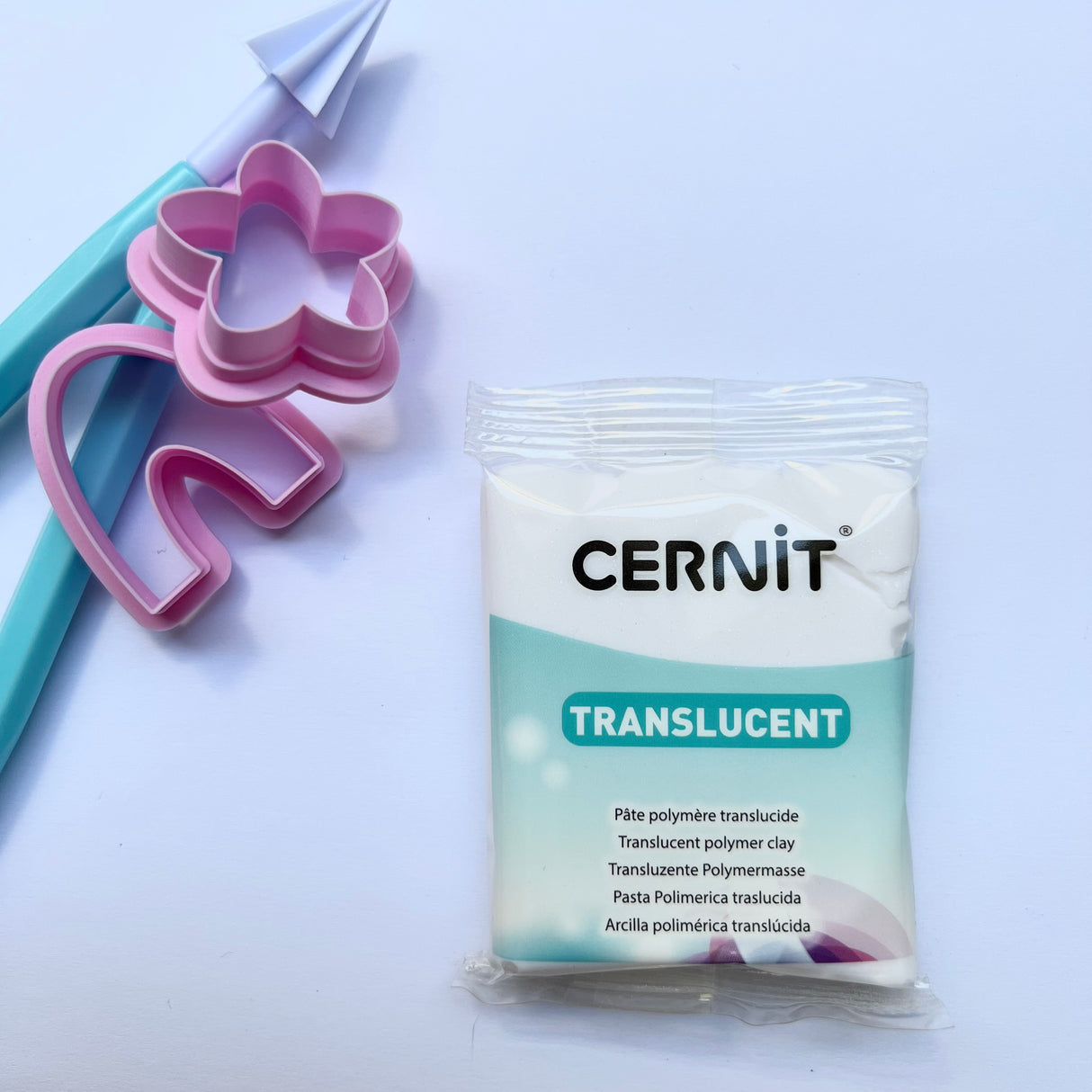 Cernit Translucent - White Glitter