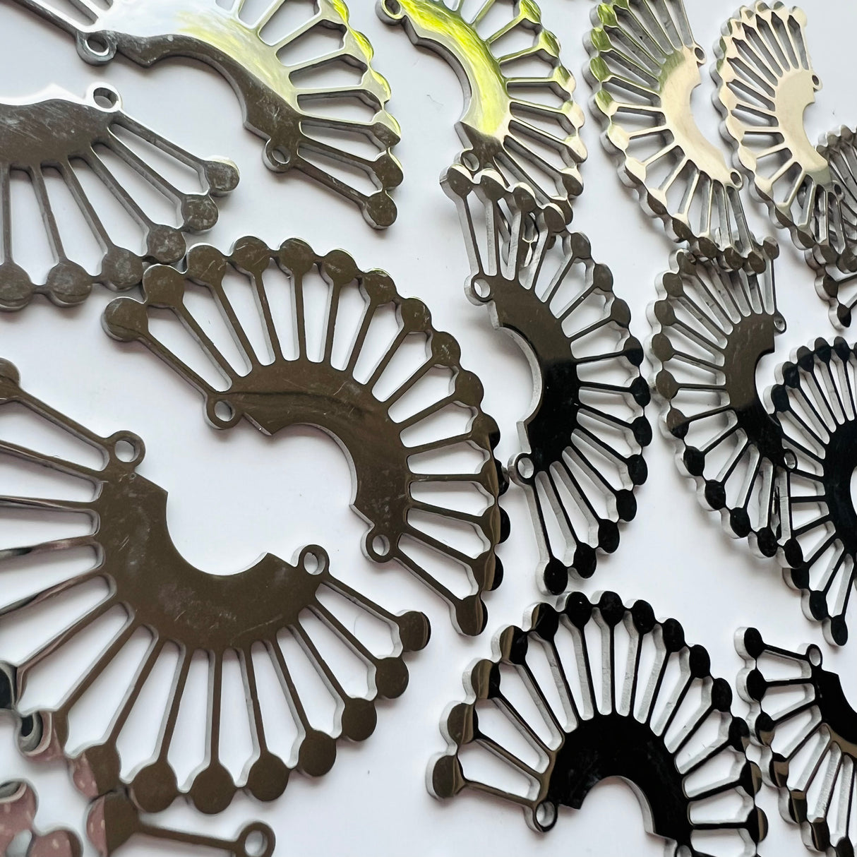 Rising Sun Charms - Stainless Steel - 10 pack