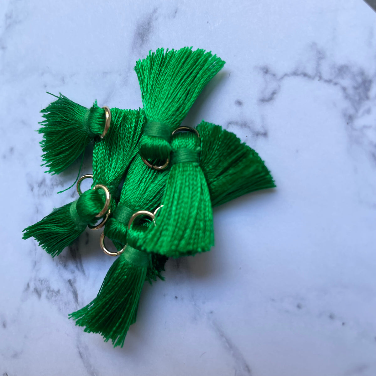 2cm Tassels - 10 Pack