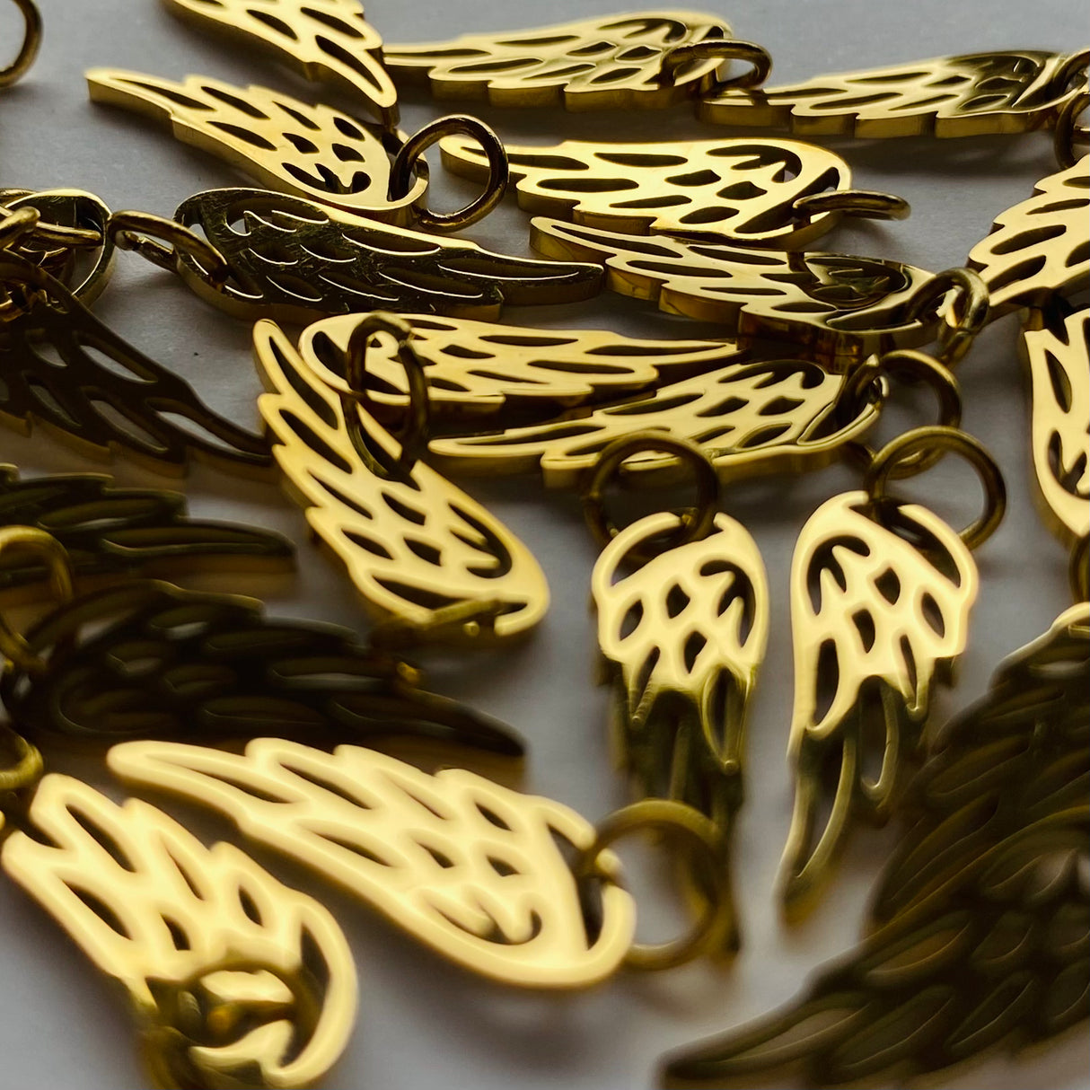 Angel Wing Charms - Gold Plated Stainless Steel - 10 pack