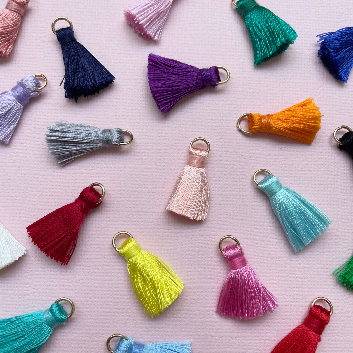 2cm Tassels - 10 Pack