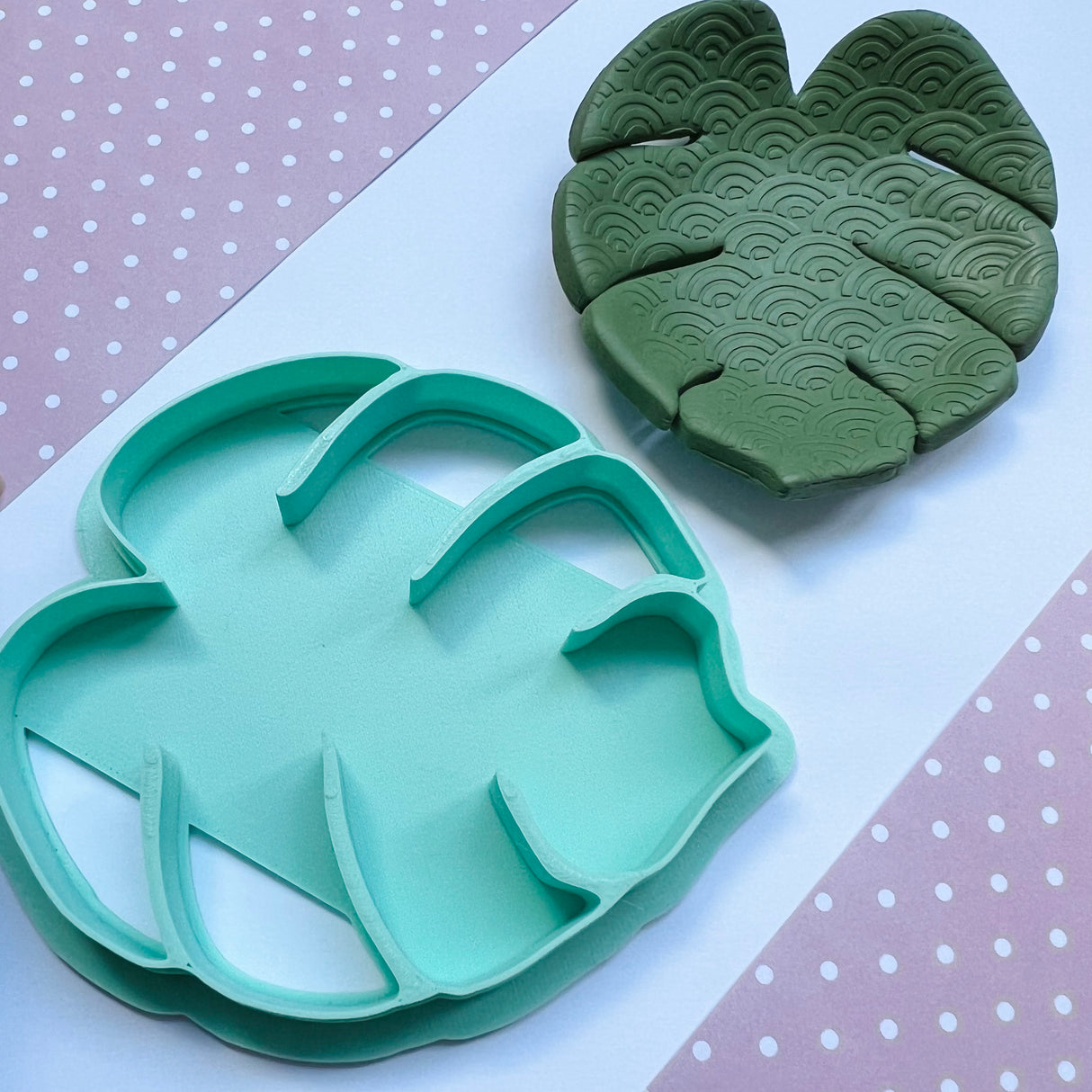 Monstera Decor Cutter