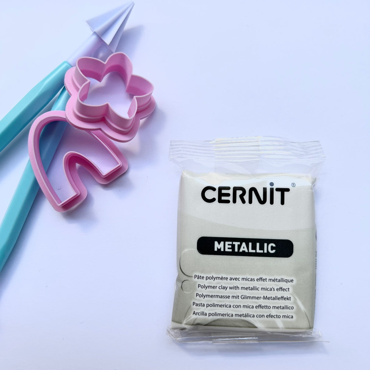 Cernit Metallic - Pearlescent White