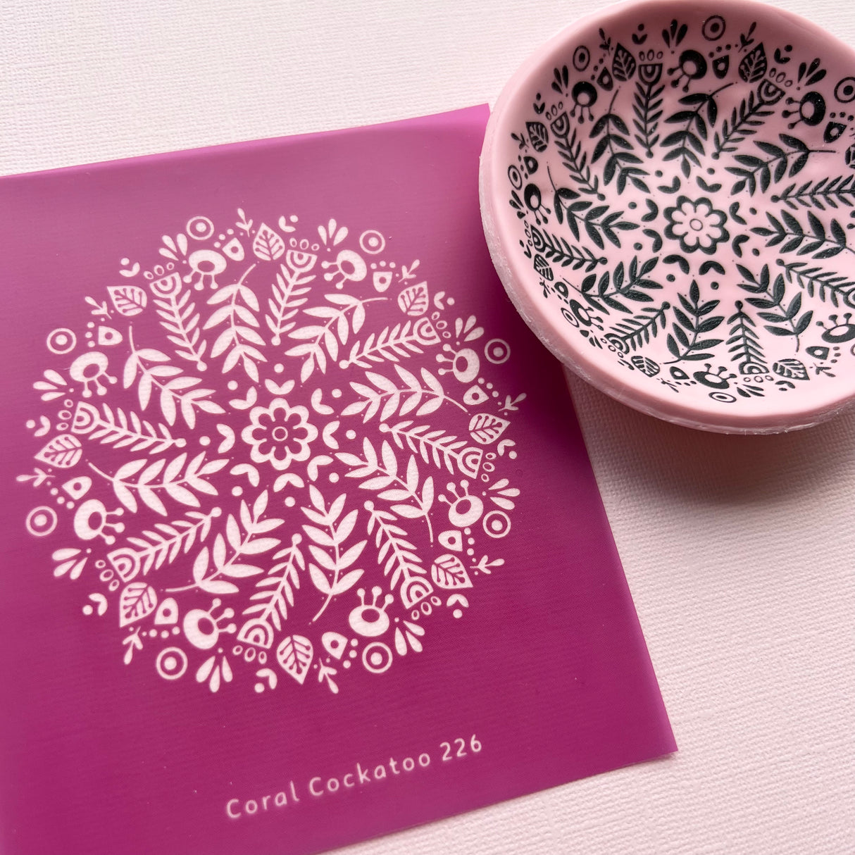 Folk Flowers Trinket Dish Silk Screen