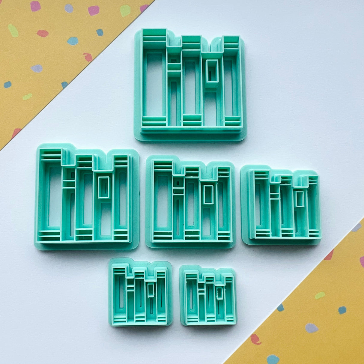 Stacked Books (vertical) Cutter