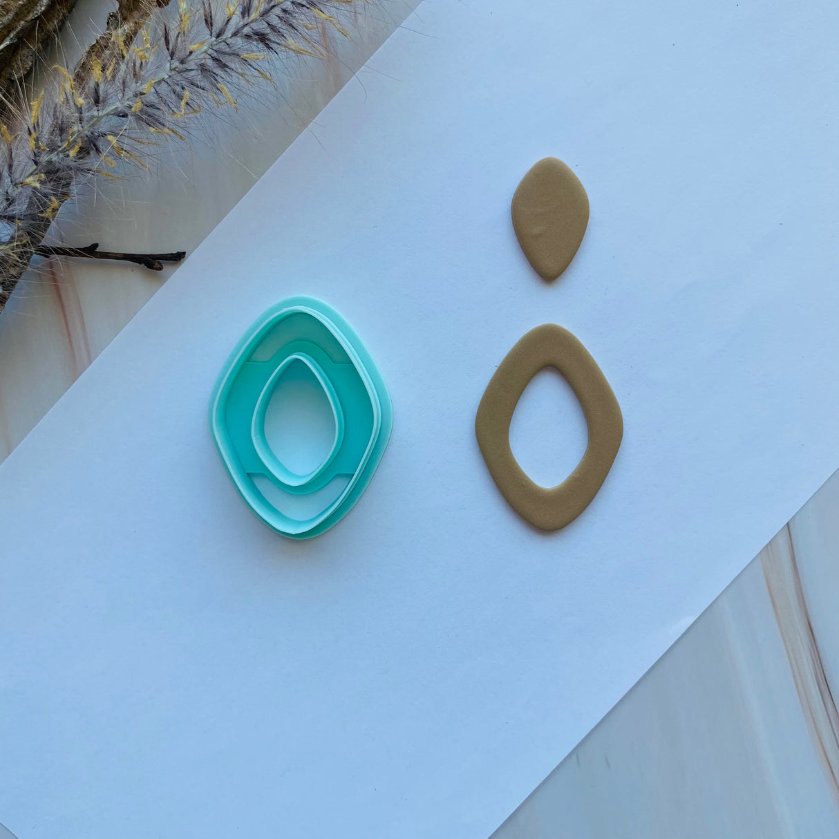 Organic Diamond Hoopla Cutter