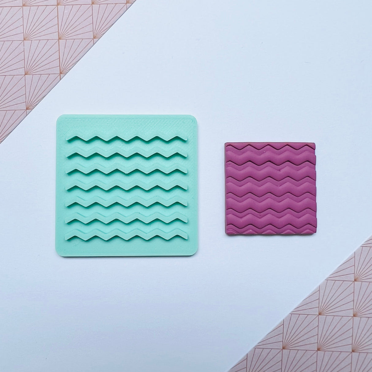 Zig Zag Texture Tile