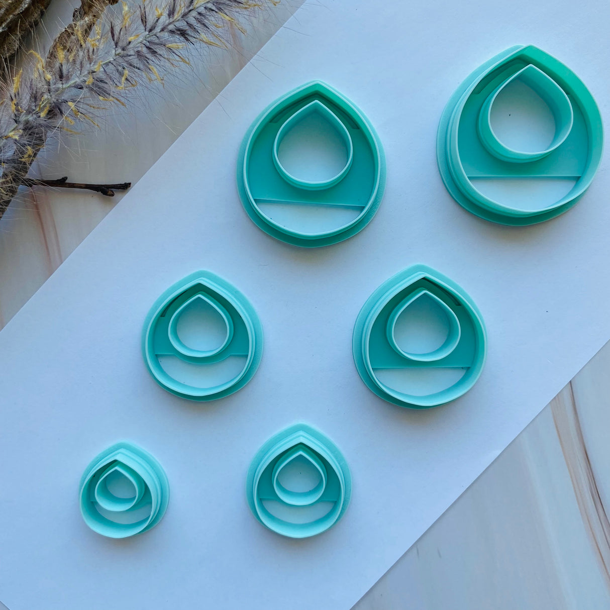Large Teardrop Hoopla Cutter