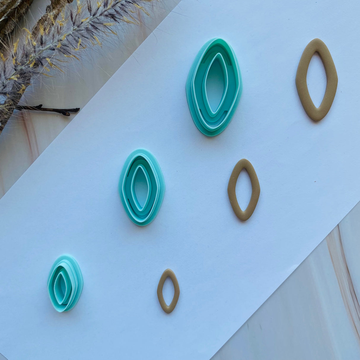 Organic Oval Hoopla Cutter