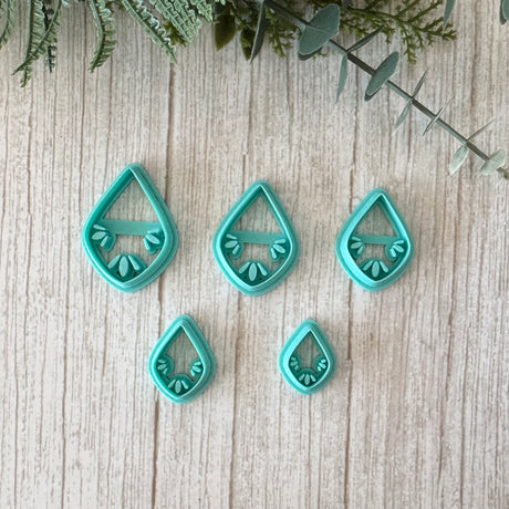 Tulip Tile Teardrop Cutter