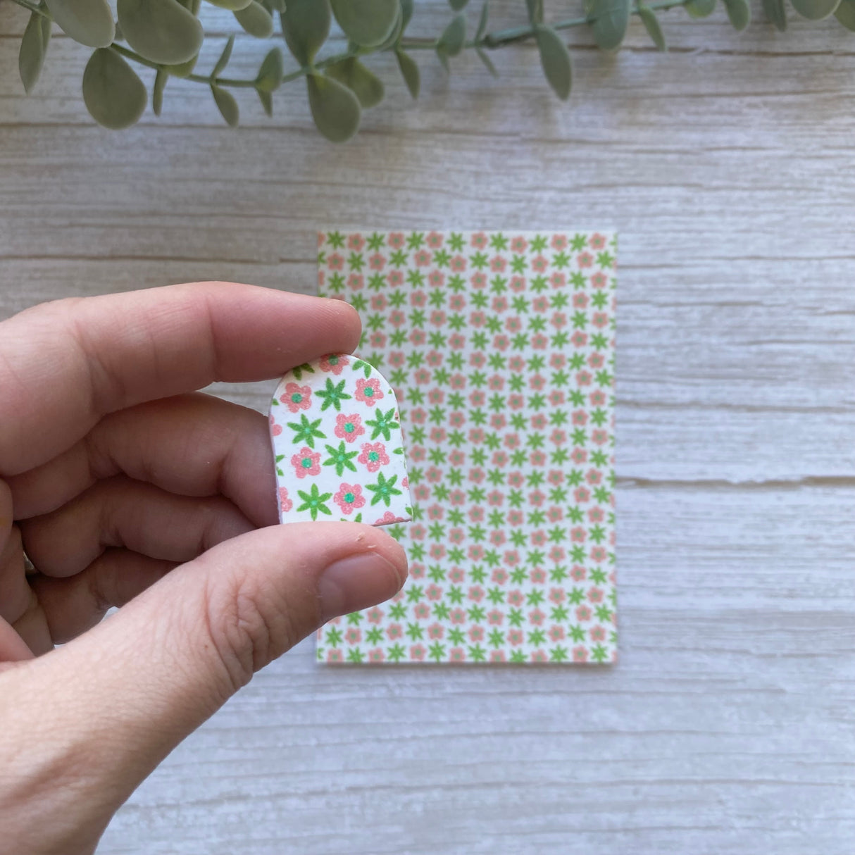 Retro Flowers in Watermelon - Water Soluble Transfer