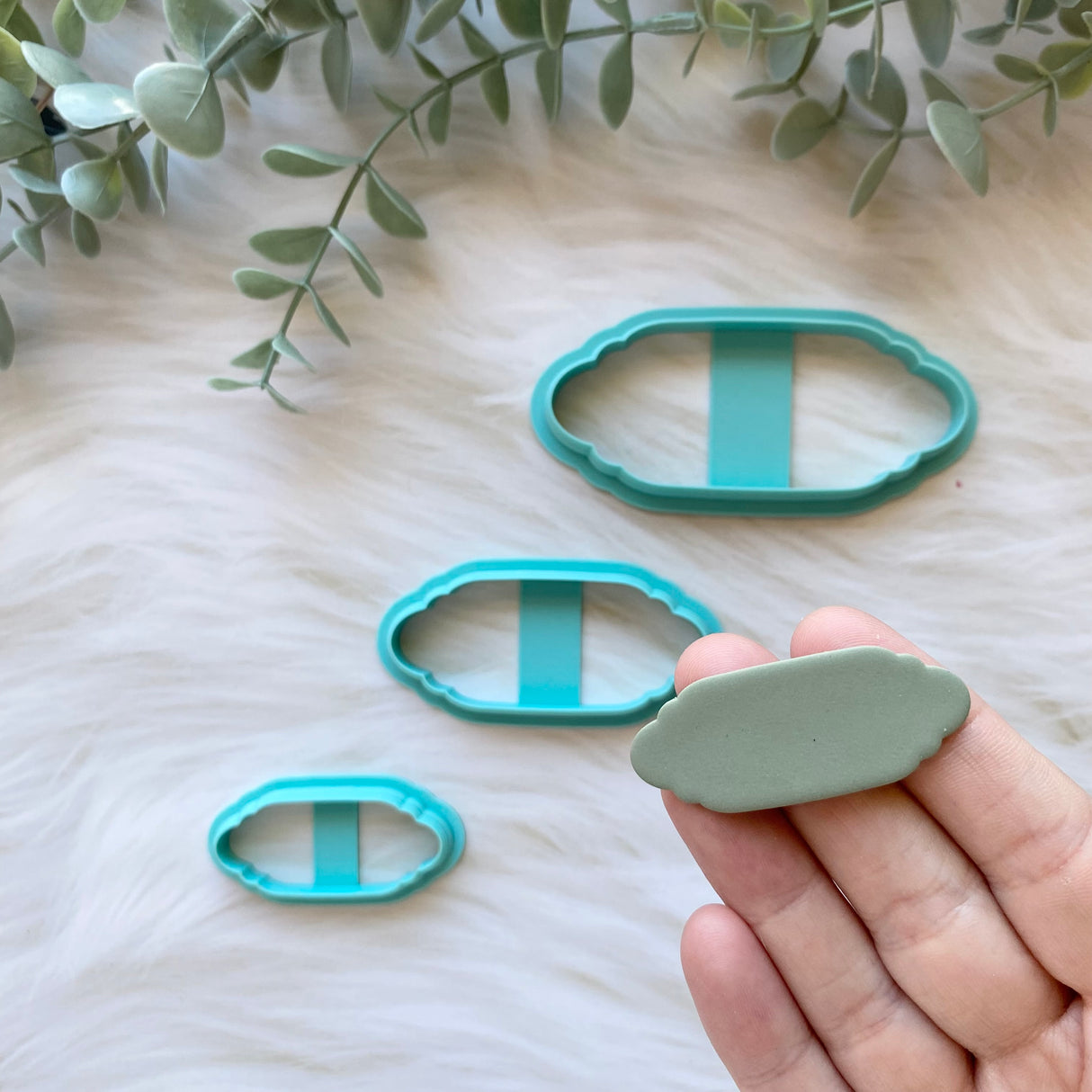 Arabesque Hair Clip Cutter