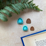 Arch Stud Bookshelf Cutter